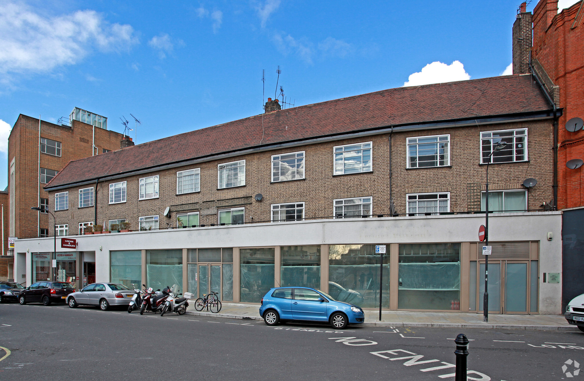 25 Effie Rd, London, LND for Rent