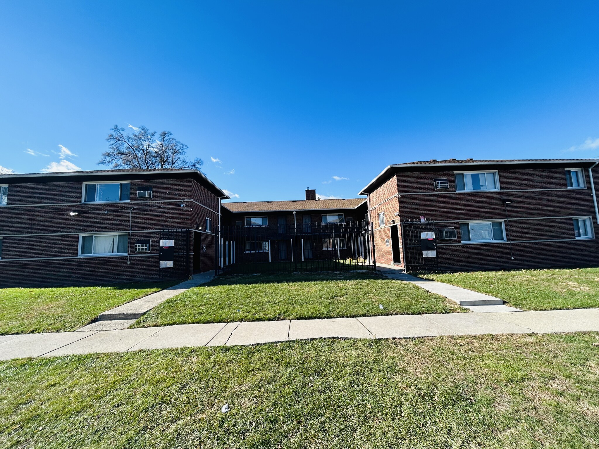 15211 Fenkell St, Detroit, MI for Sale