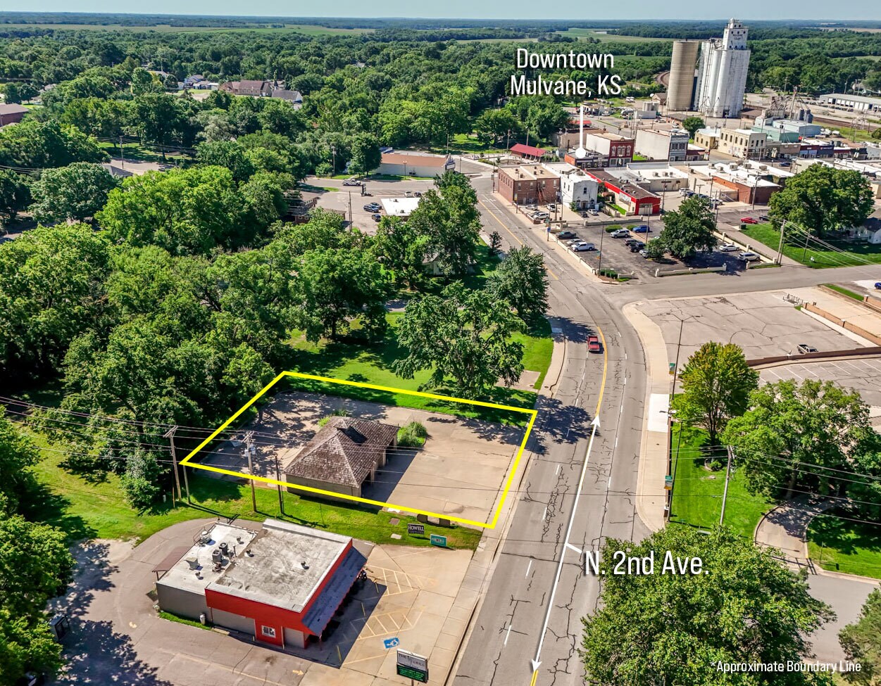 220 N 2nd Ave, Mulvane, KS for Sale