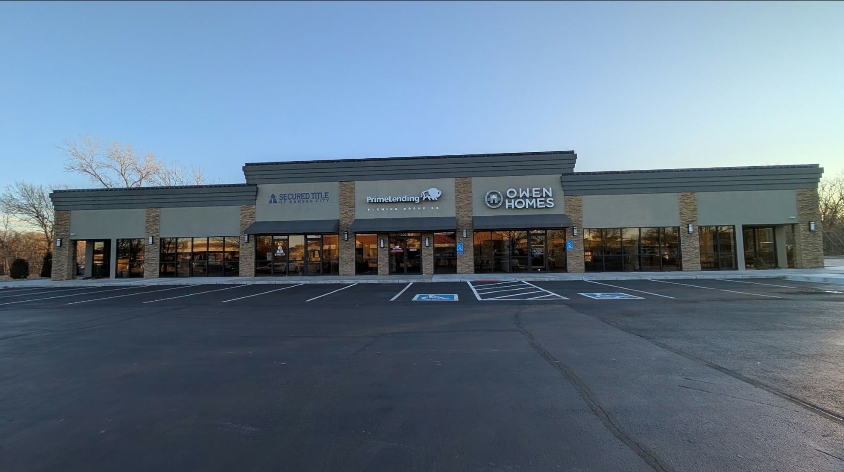 201 NE 91st St, Kansas City, MO for Rent