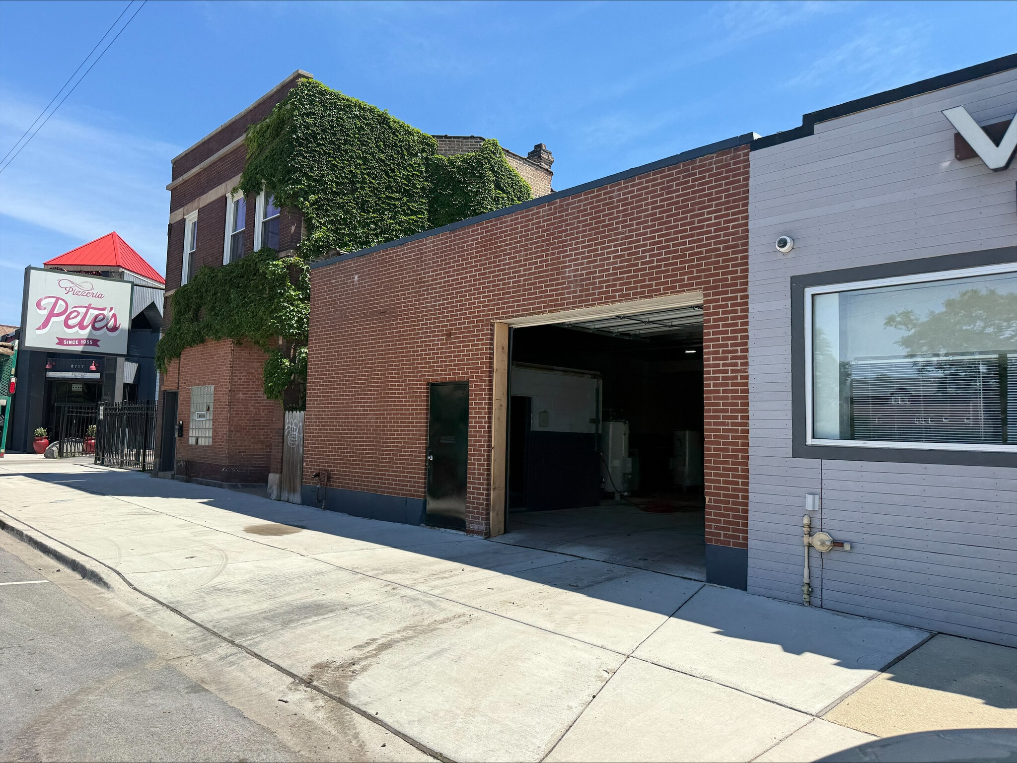 3725 N Western Ave, Chicago, IL for Rent