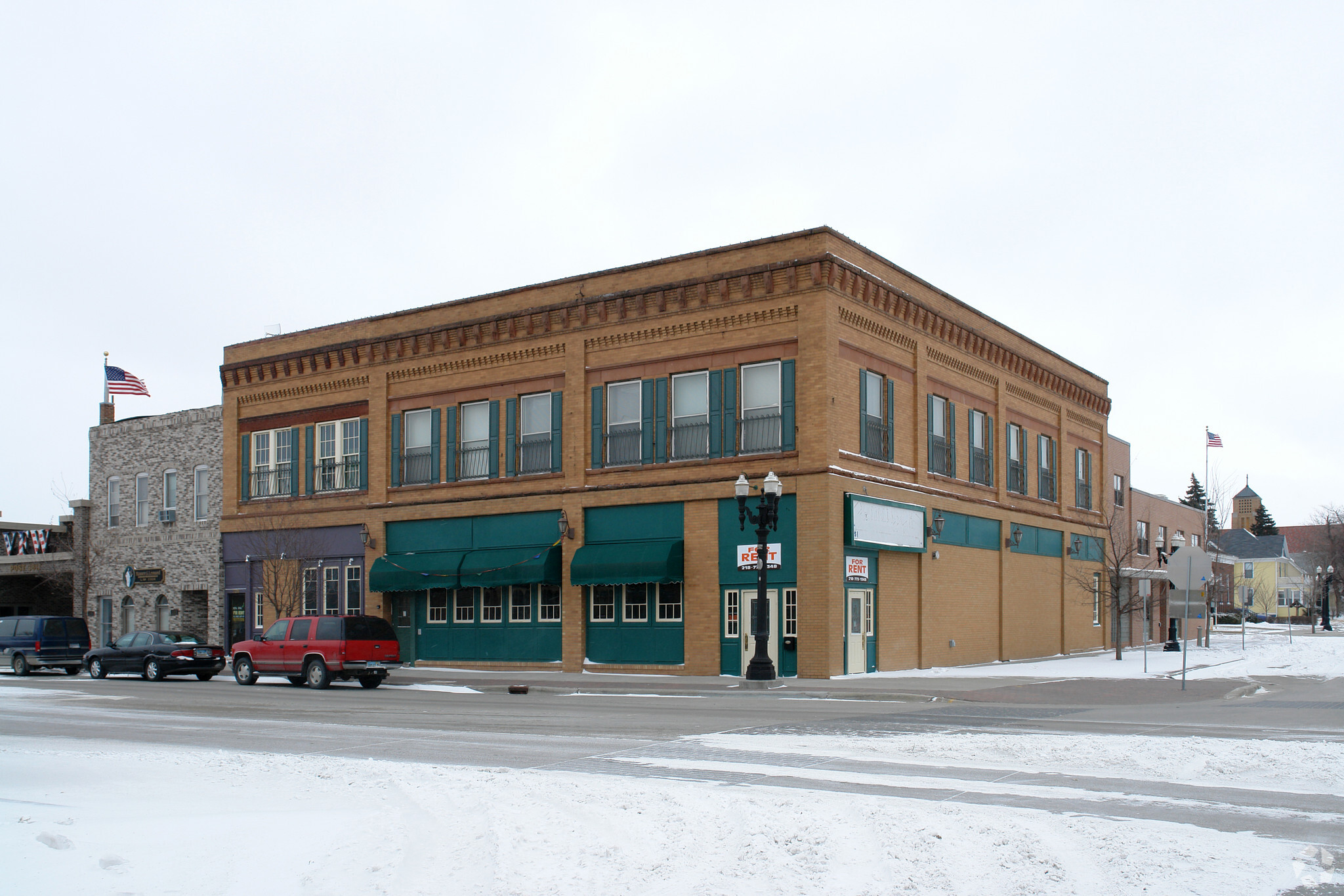 300-306 Demers Ave, East Grand Forks, MN for Sale