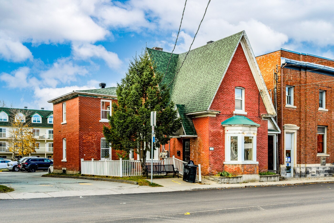 127 Rue Queen, Sherbrooke, QC for Sale