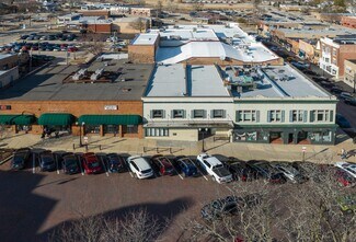 Woodstock, IL Storefront - 118 Cass St