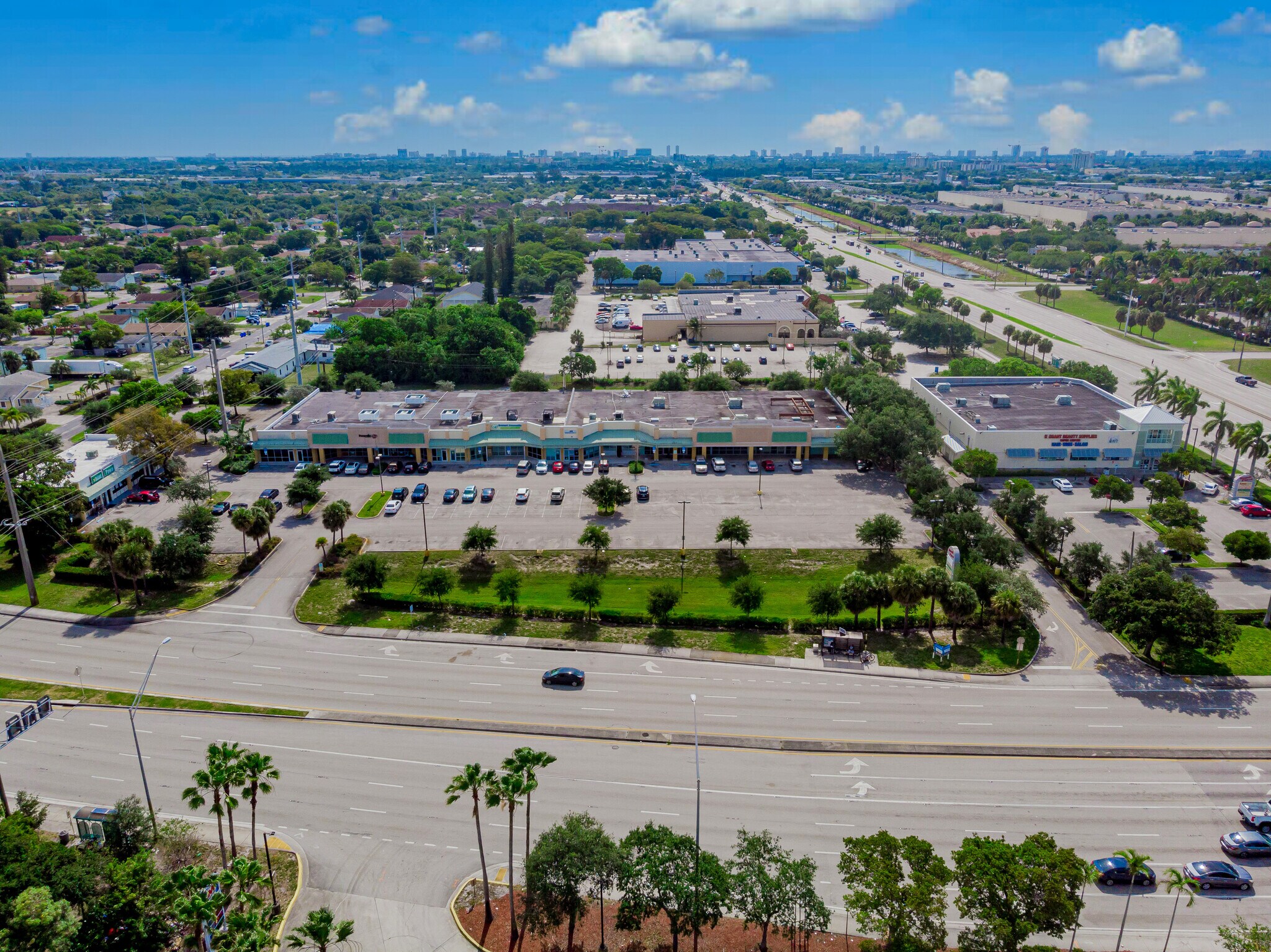 150-192 N Powerline Rd, Pompano Beach, FL for Rent