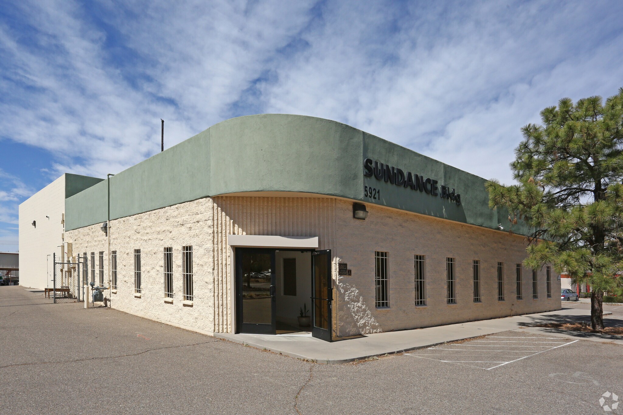 5921 Office Blvd NE, Albuquerque, NM for Rent
