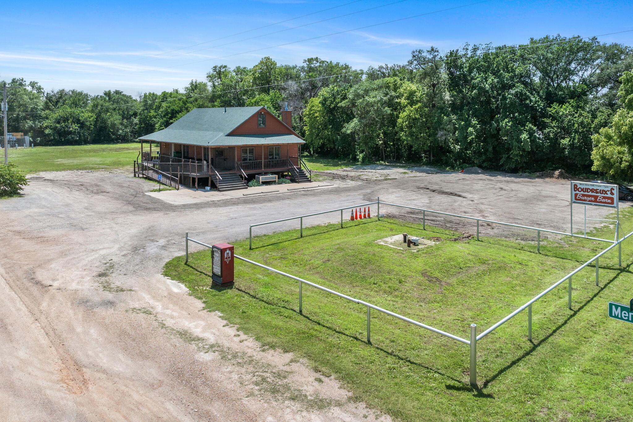 1499 N Meridian Rd, Peck, KS for Sale