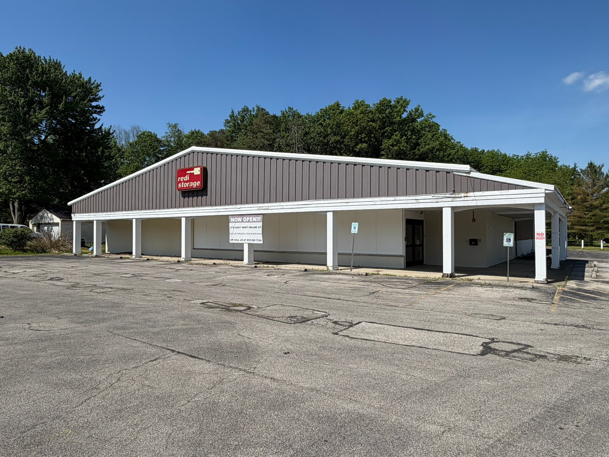 9143 N Main St, Windham, OH for Sale