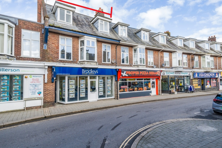 31 Commercial St, Camborne, CON for Sale