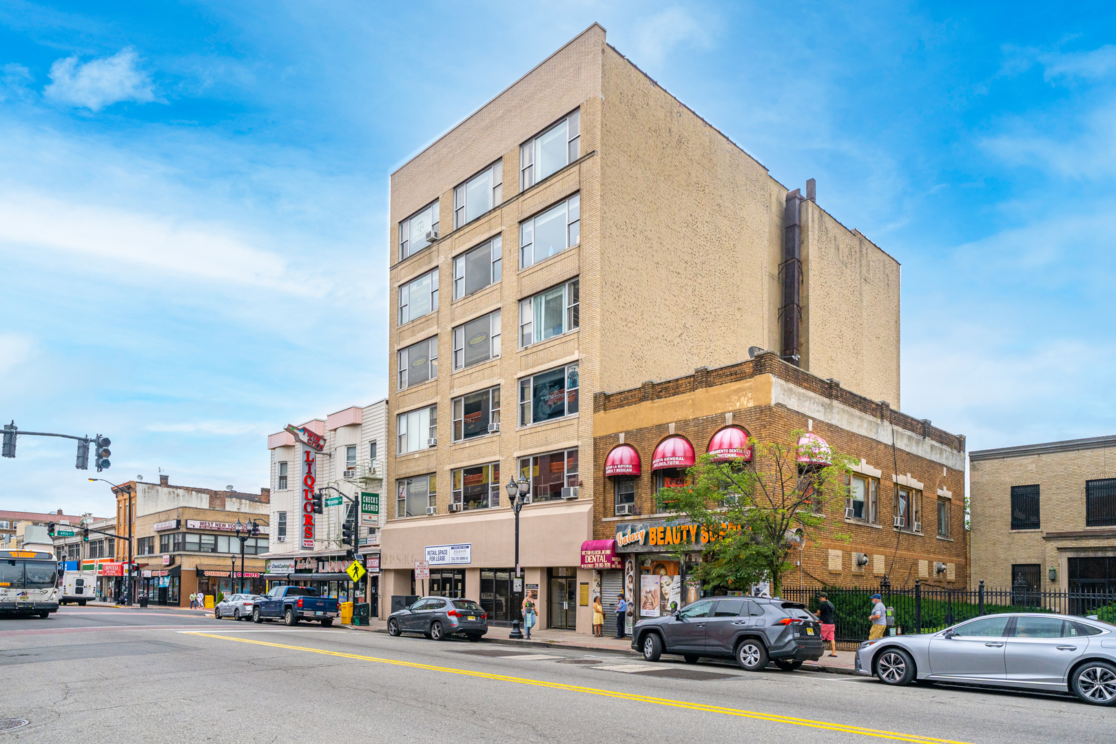 4808 Bergenline Ave, Union City, NJ for Rent
