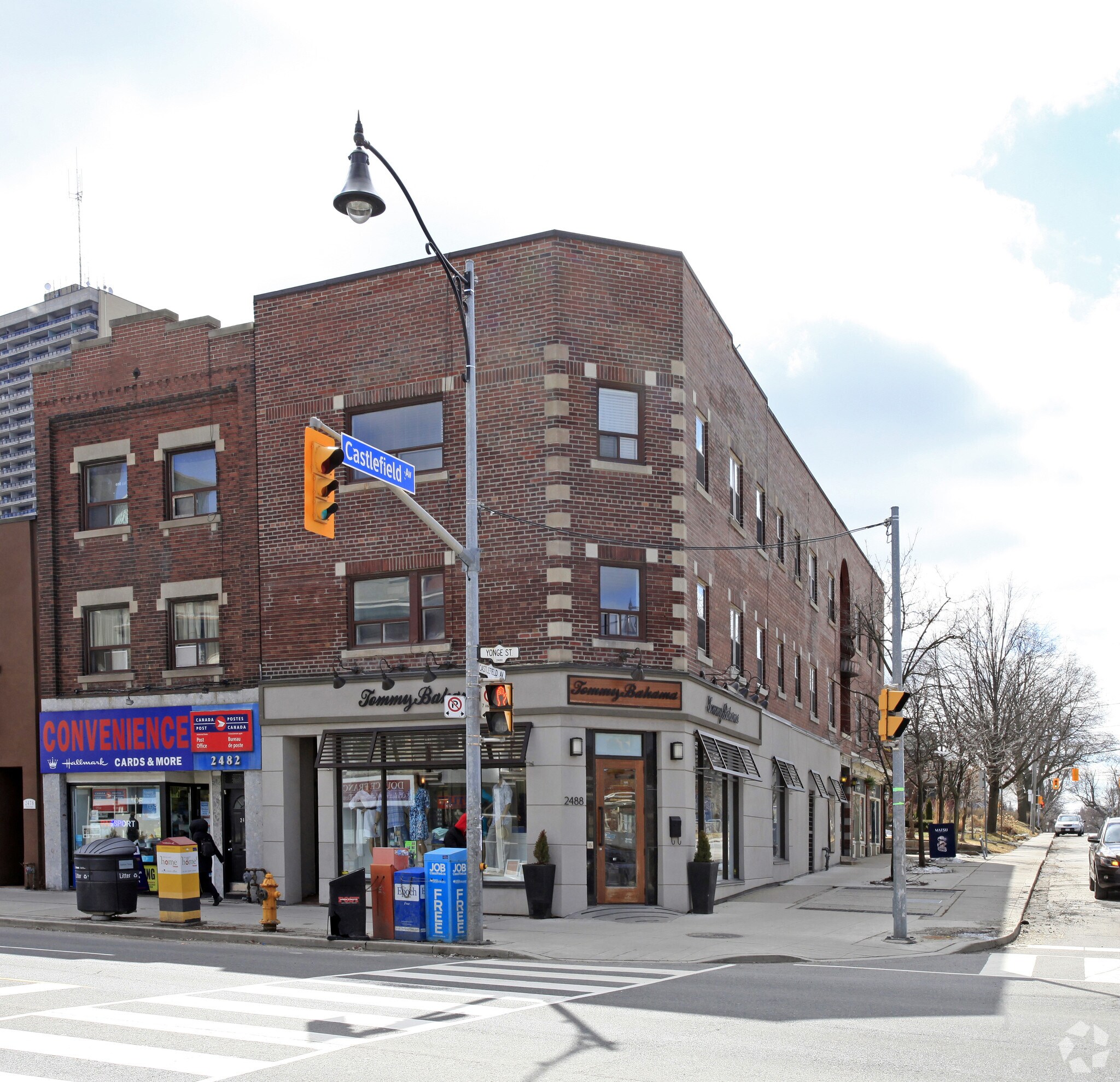 11 Castlefield Av, Toronto, ON for Rent