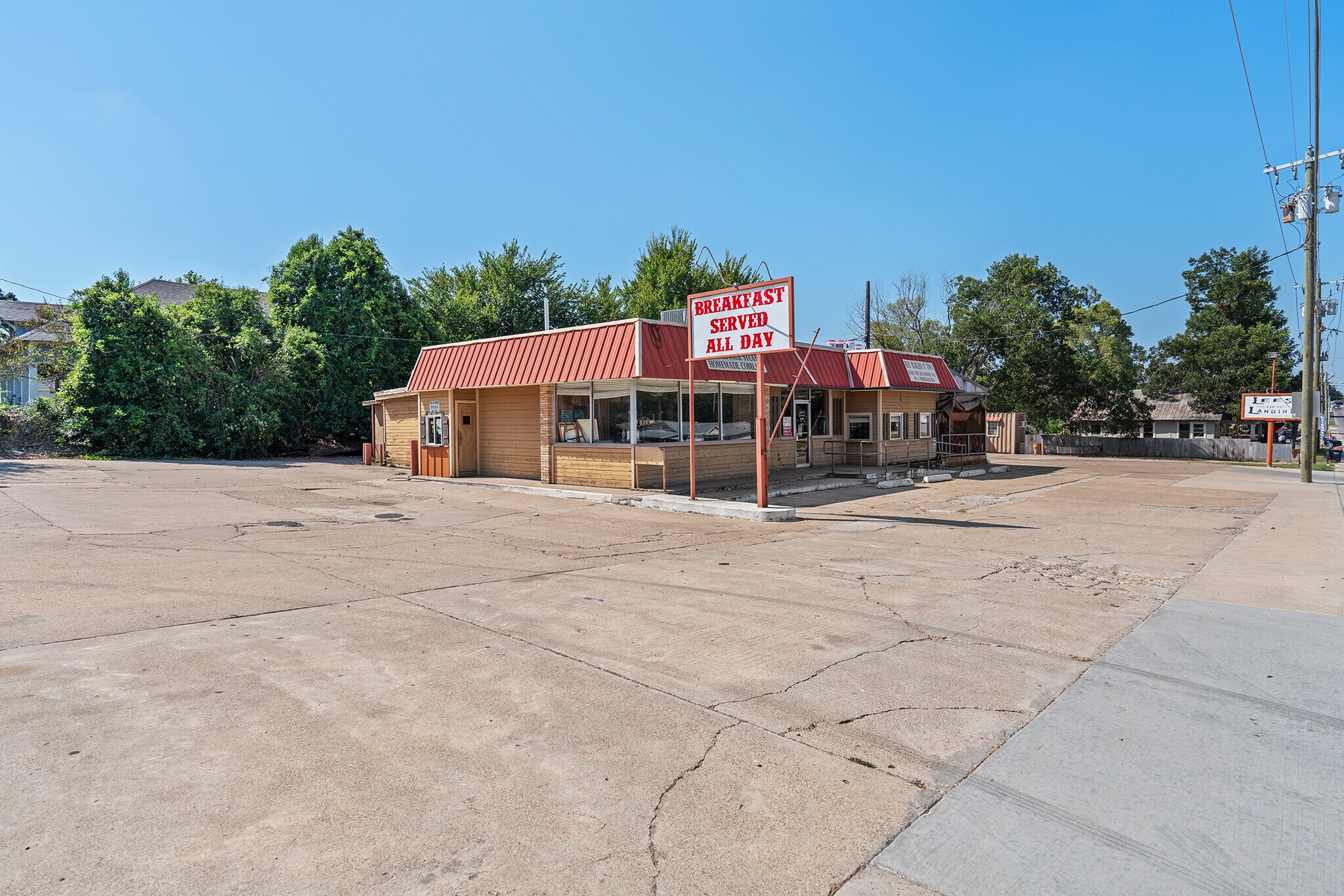 313 W Cameron Ave, Rockdale, TX for Sale