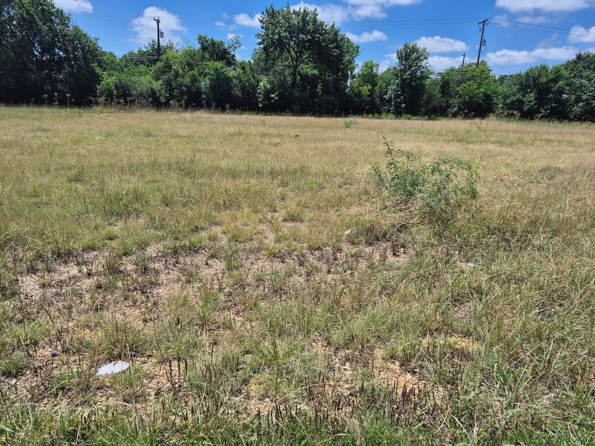 1700 E Robert St, Fort Worth, TX for Sale