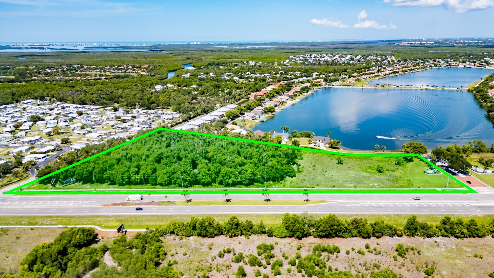 US 41 & Harborage Drive to Park Rd, Fort Myers, FL for Sale