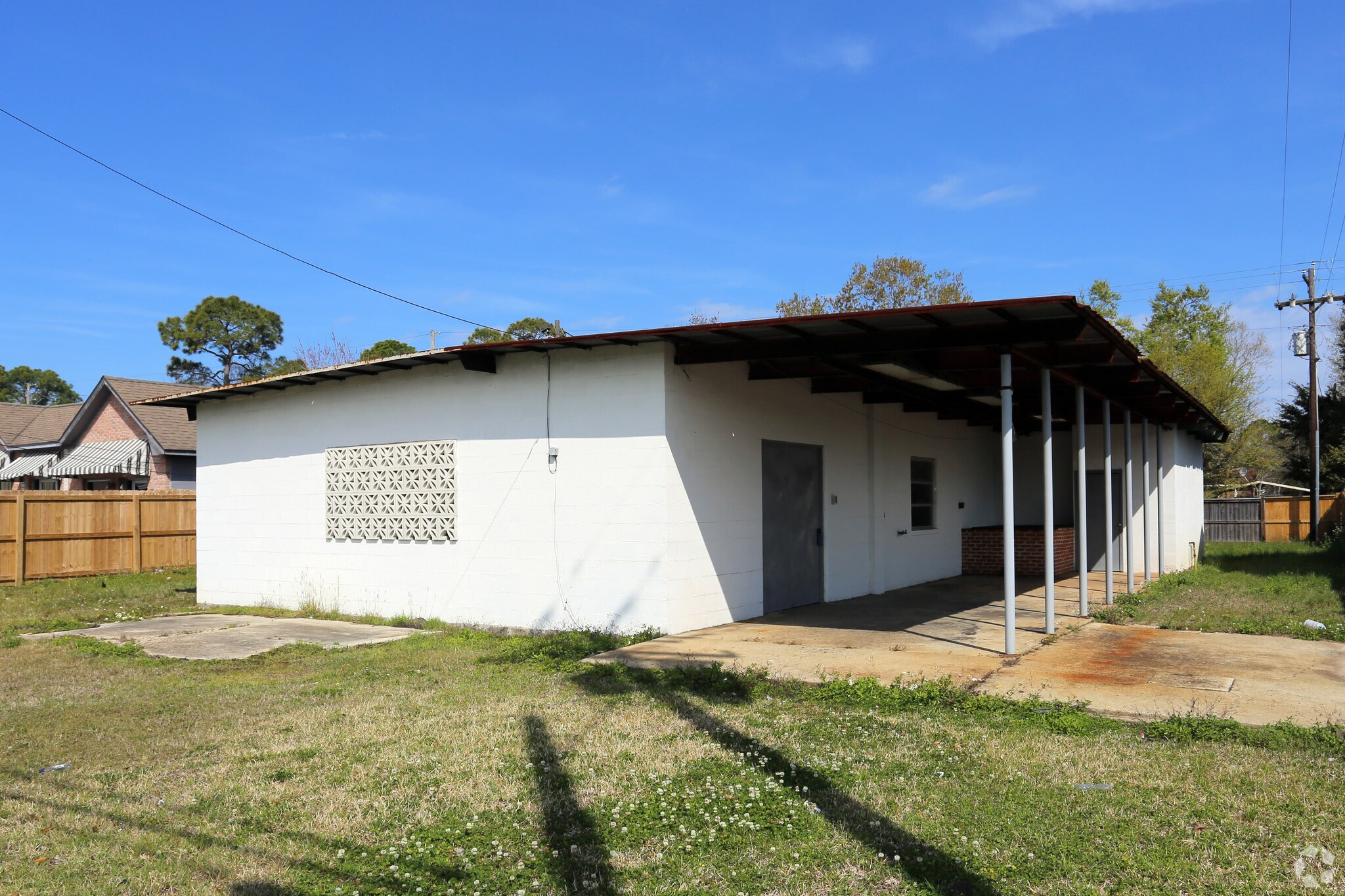 3401 Old Mobile Ave, Pascagoula, MS for Sale