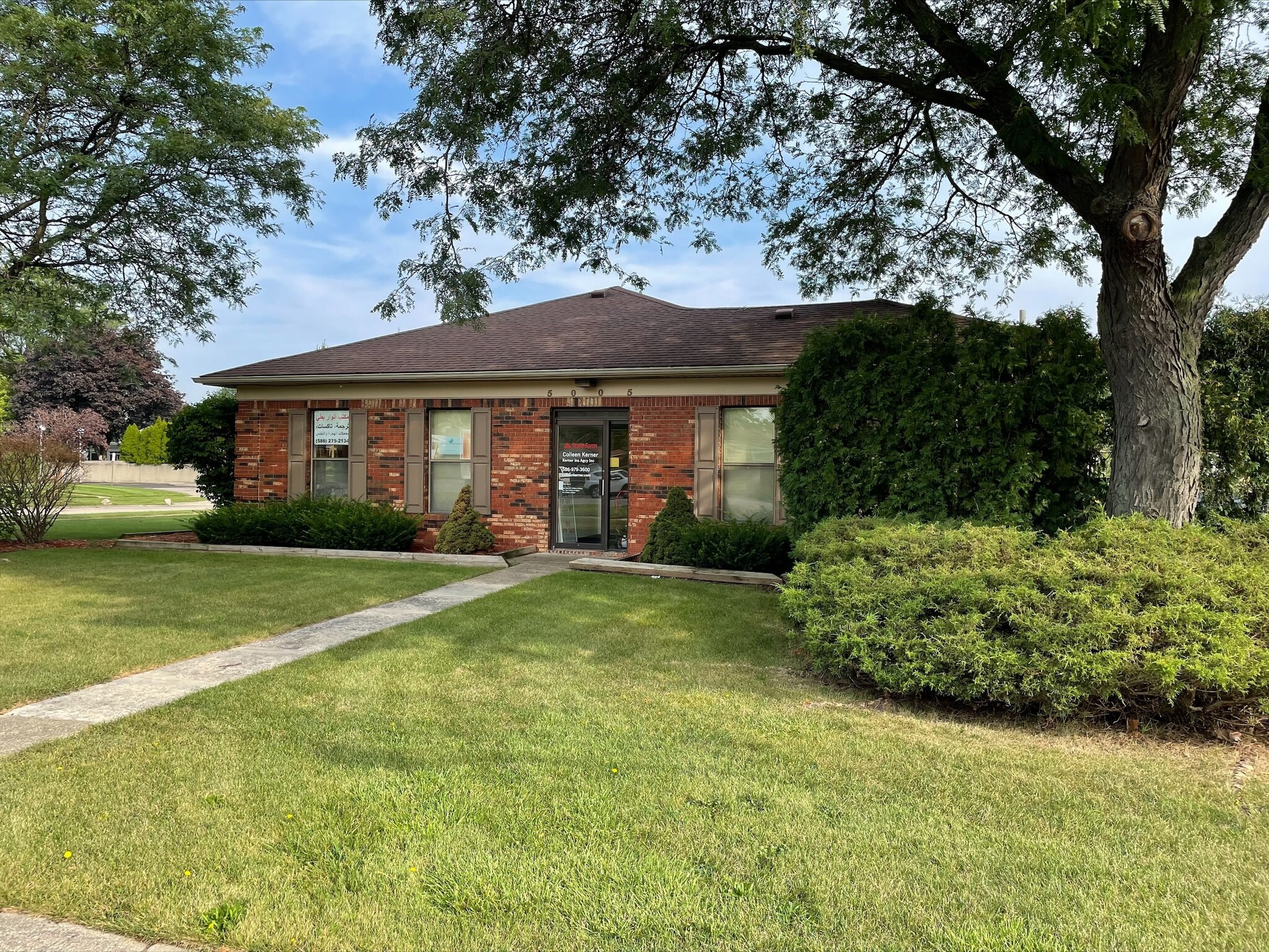 5005 E Fourteen Mile Rd, Sterling Heights, MI for Rent