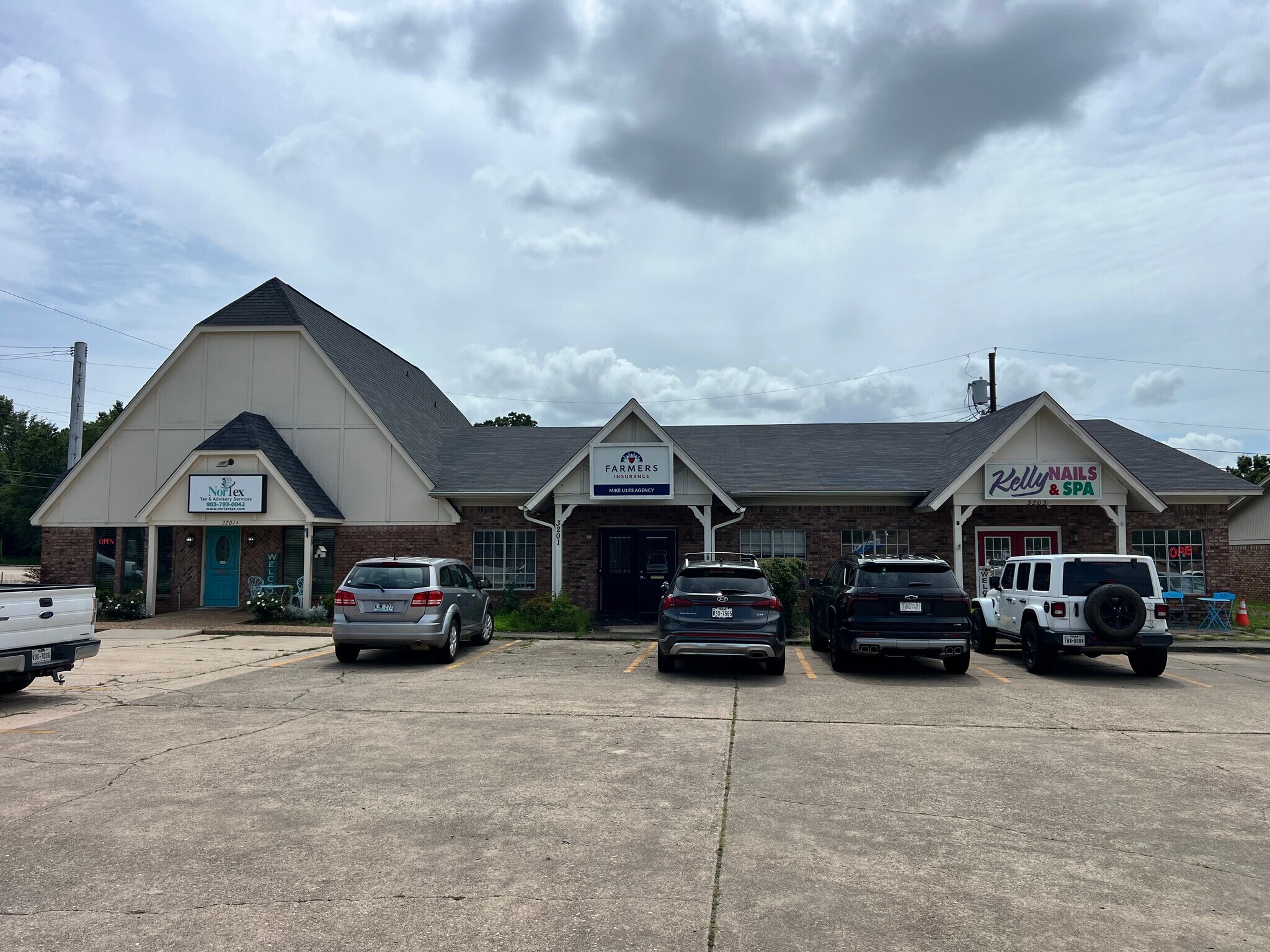 3201 Richmond Rd, Texarkana, TX for Rent