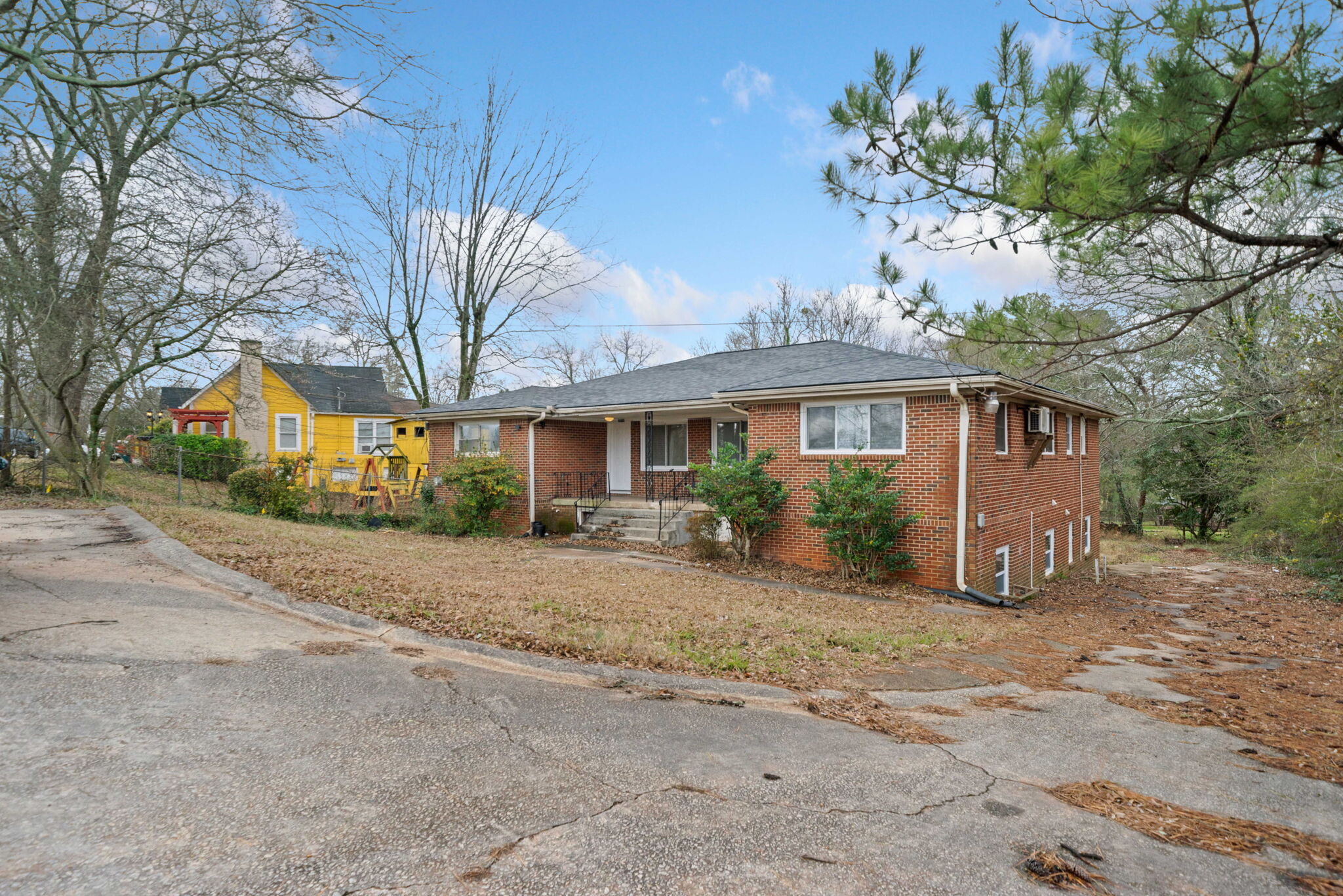 2369 Whites Mill Rd, Decatur, GA for Sale