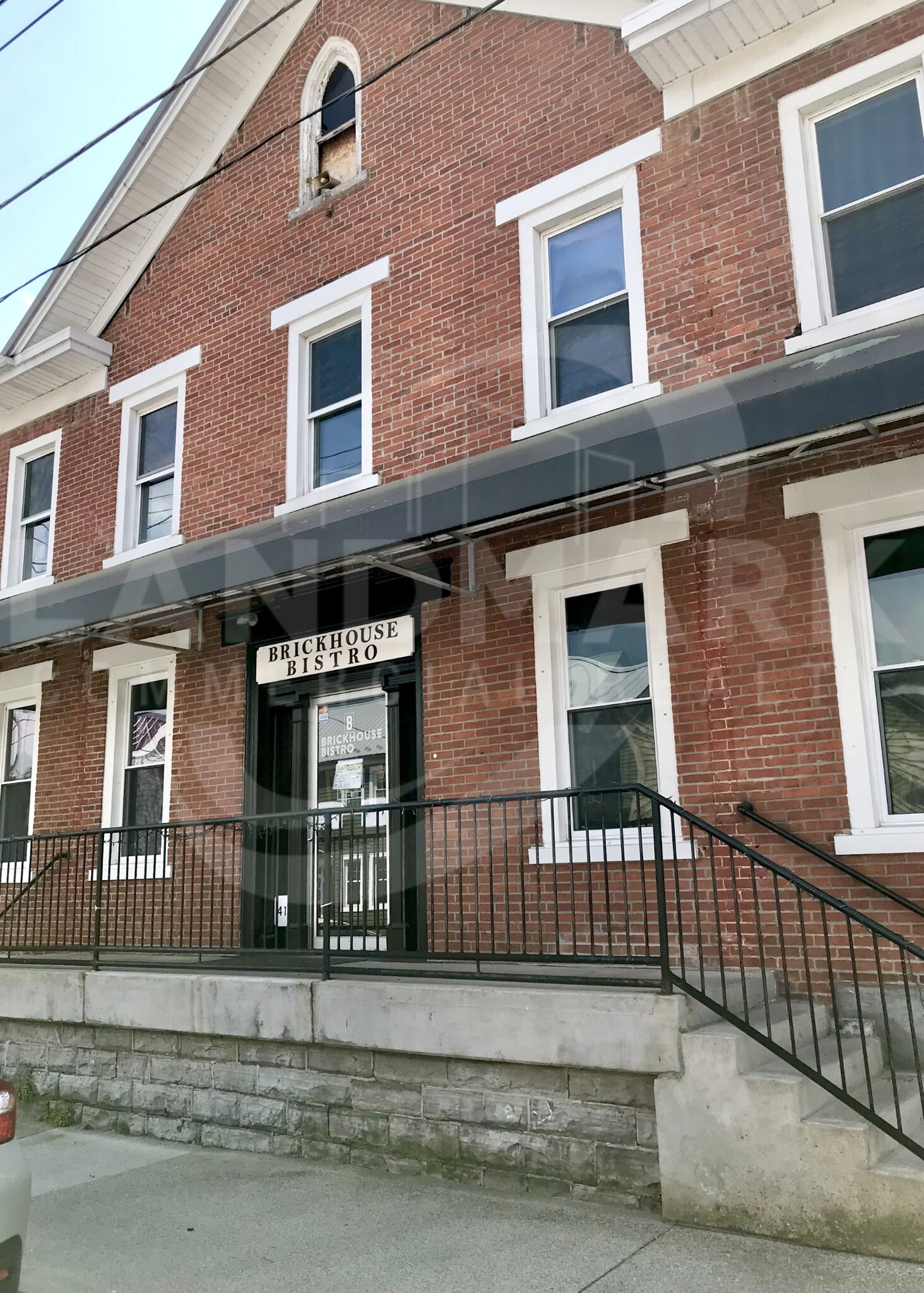 417 W 2nd St, Williamsburg, PA for Sale