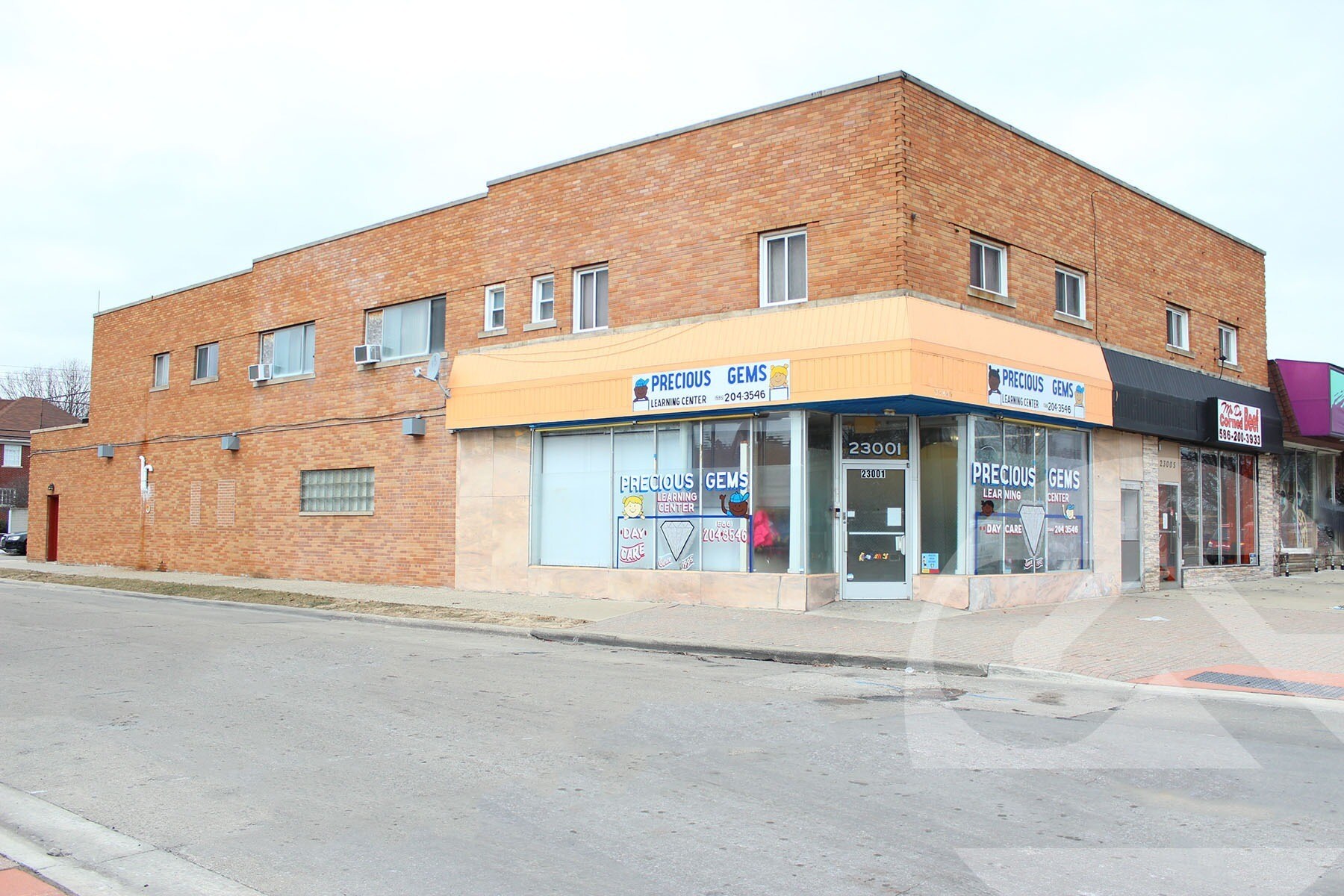 23001-23005 Gratiot Ave, Eastpointe, MI for Sale