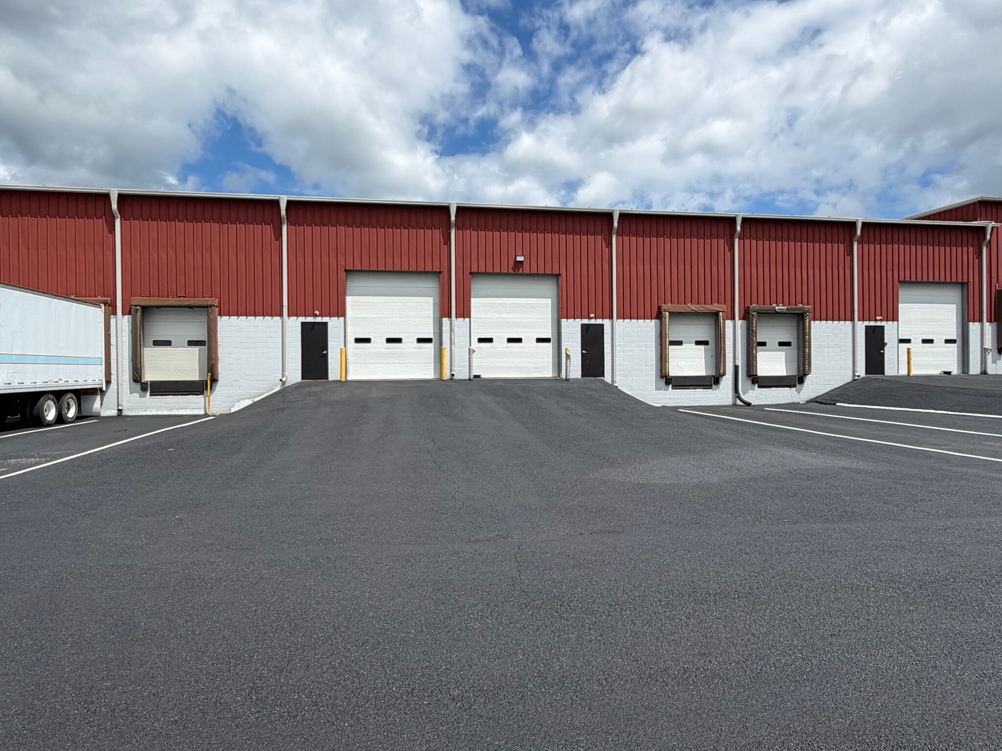 8176 Presidents Dr, Hummelstown, PA for Rent