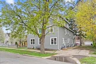 North Chicago, IL Apartments - 1542 Victoria Ave