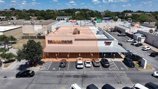 Austin, TX Retail - 7028 Wood Hollow Dr