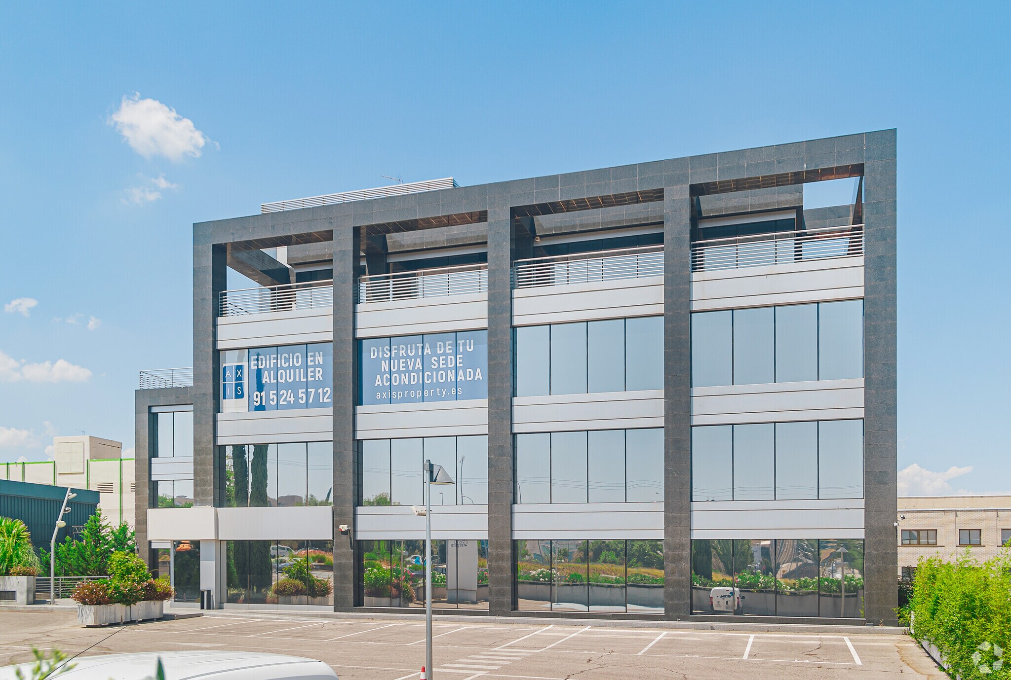 98 Carretera Fuencarral, Alcobendas, MAD for Rent
