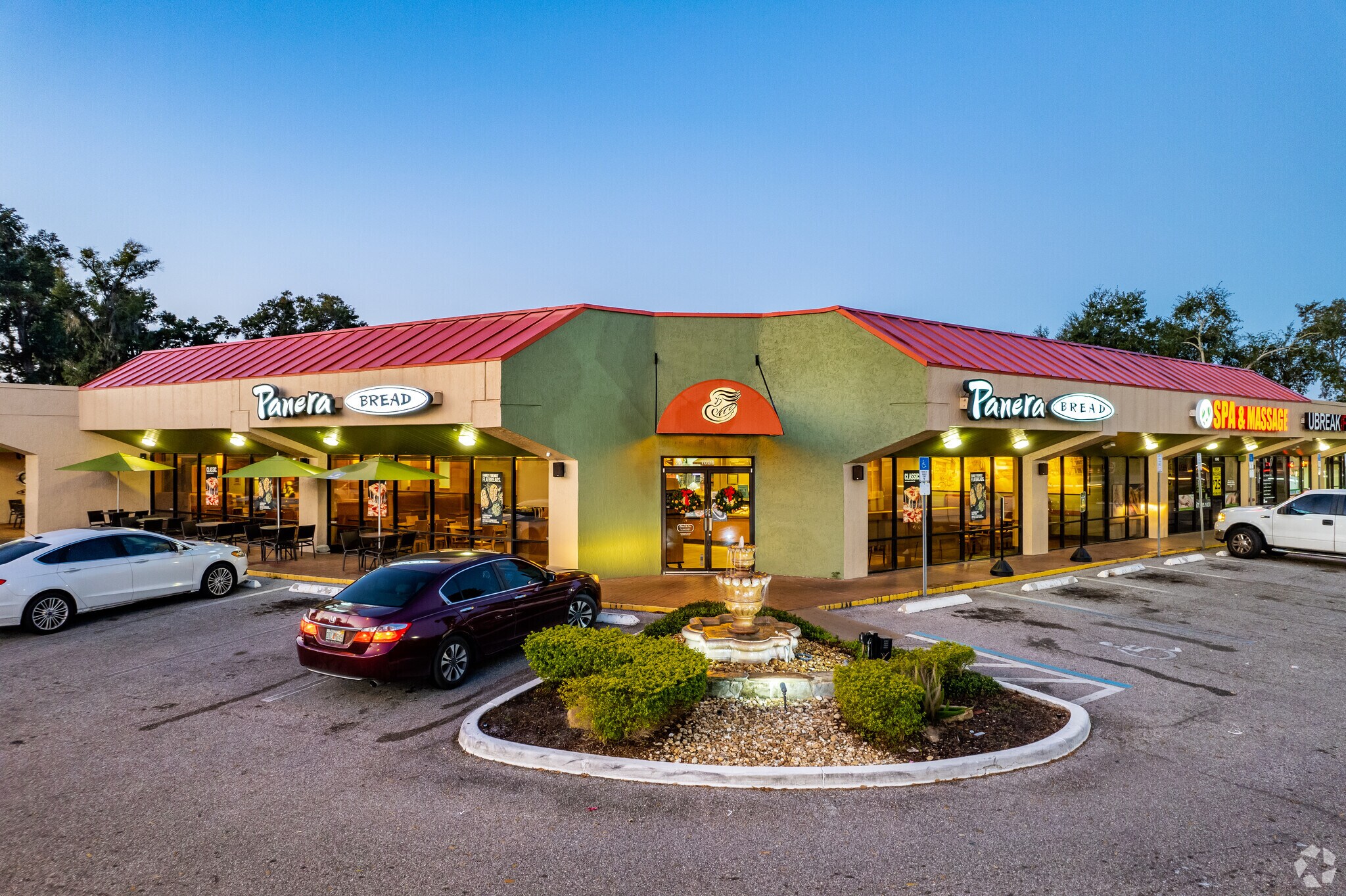 696 E Altamonte Dr, Altamonte Springs, FL for Rent