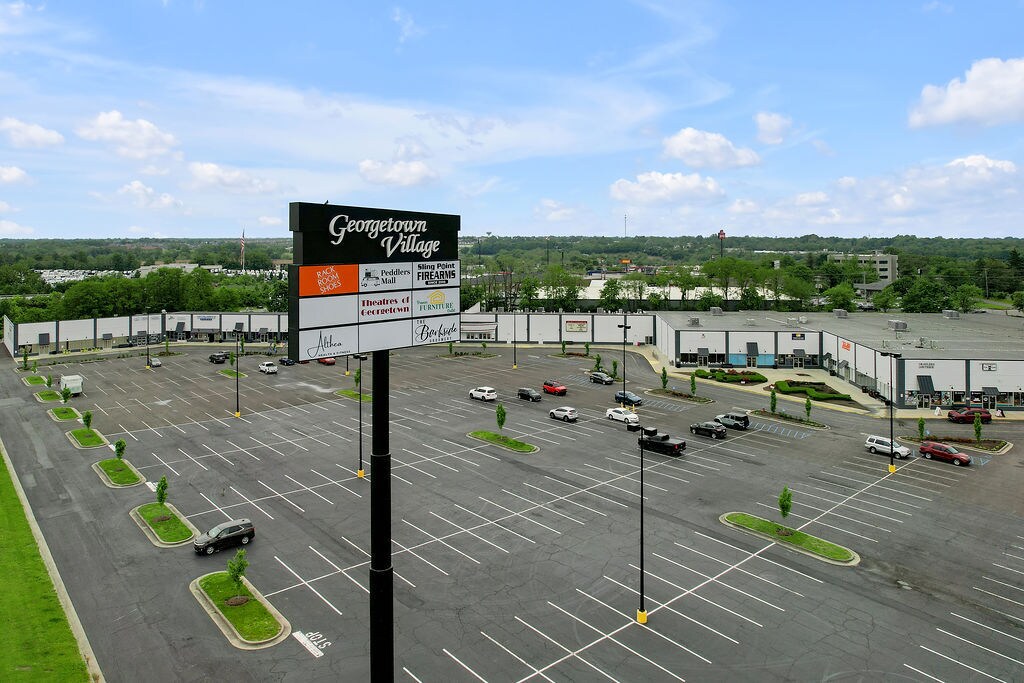 401 Outlet Center Dr, Georgetown, KY for Rent