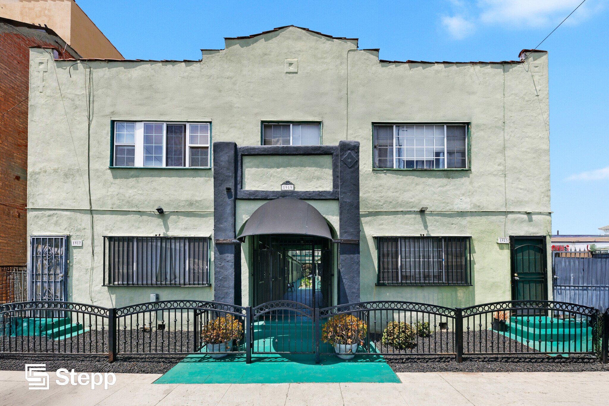1917 E 4th St, Long Beach, CA for Sale