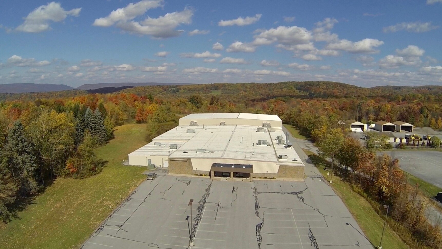 423 Walters Ave Johnstown, PA 15904 Industrial Property for Lease on