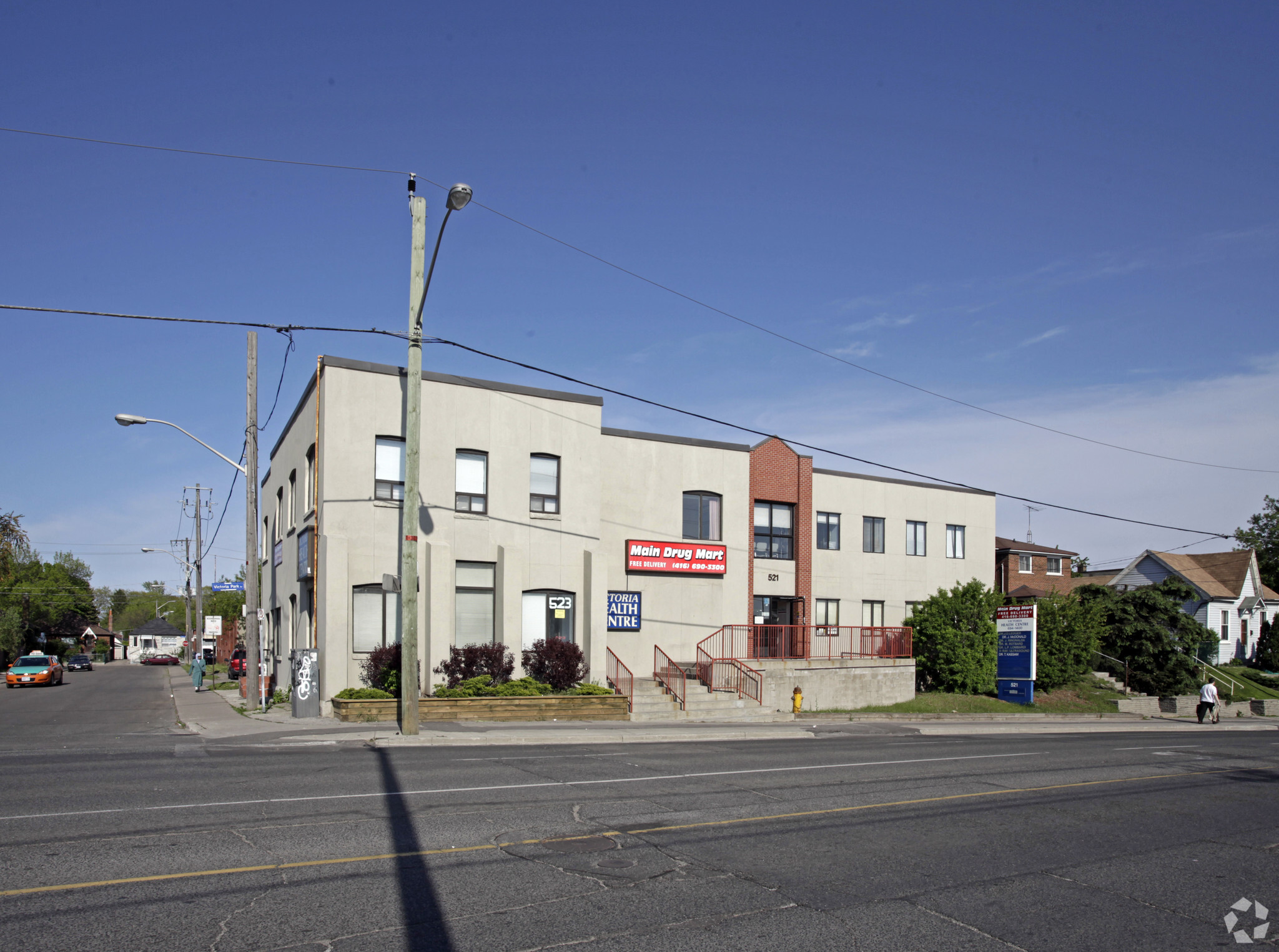 521-523 Victoria Park Ave, Toronto, ON for Rent