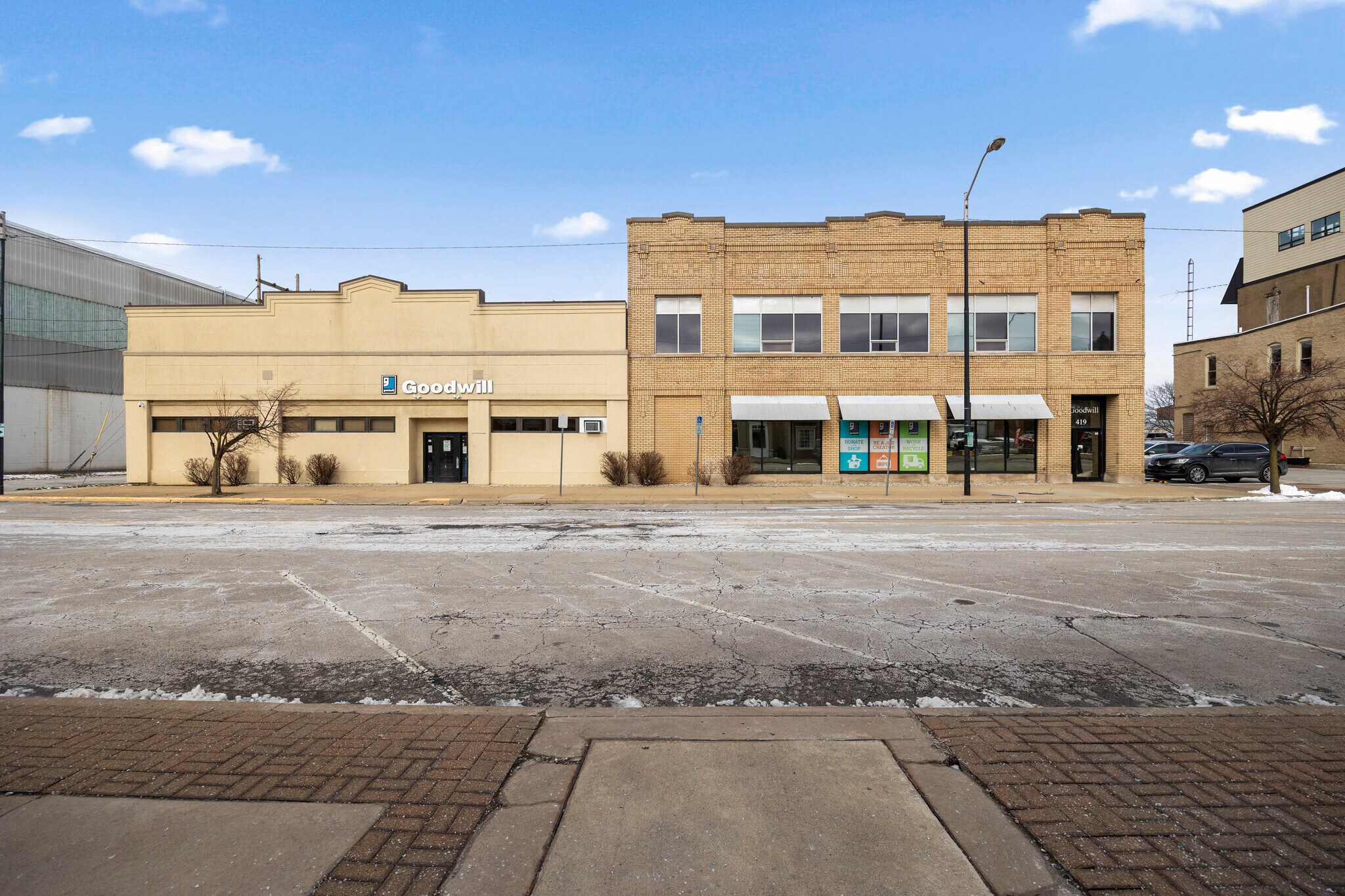 419 W Market St, Sandusky, OH for Sale