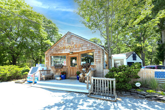 East Hampton, NY Storefront Retail/Residential - 472 Old Stone Hwy