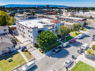 Torrance, CA Apartments - 1652 W 204th St