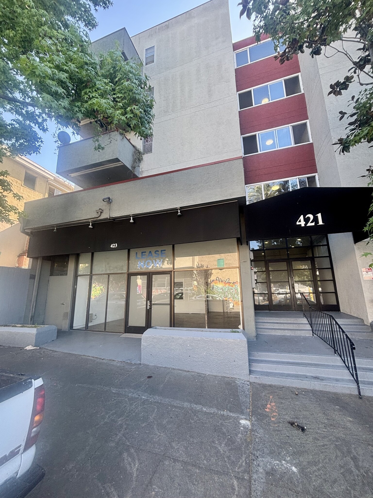 417-425 E 18th St, Oakland, CA for Rent
