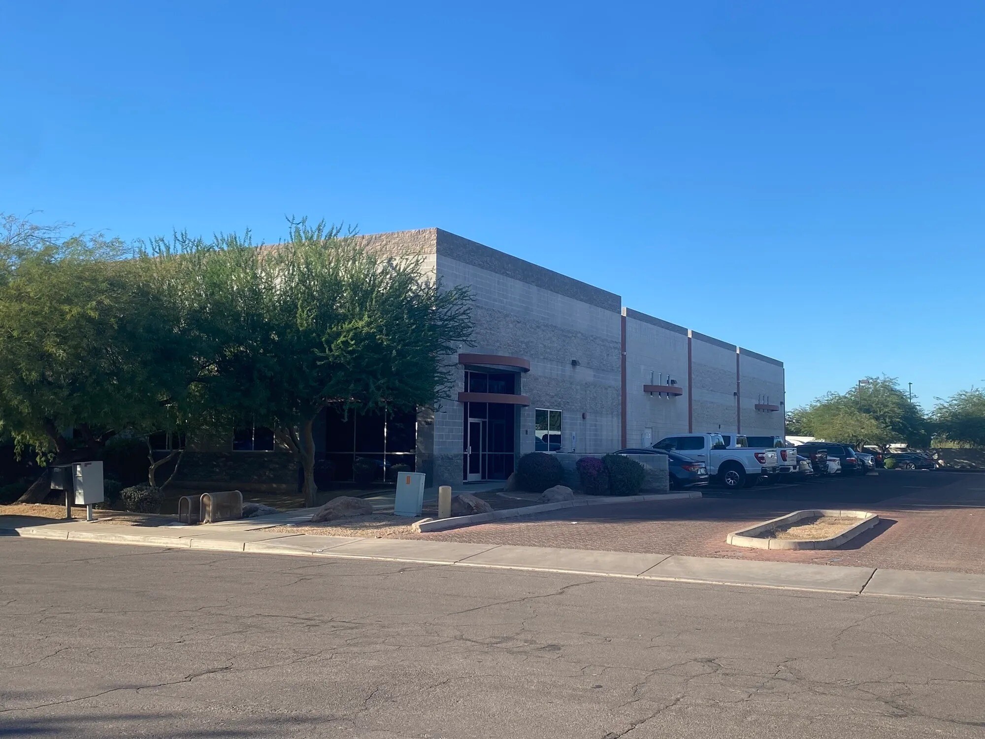 160 E Corporate Pl, Chandler, AZ for Sale