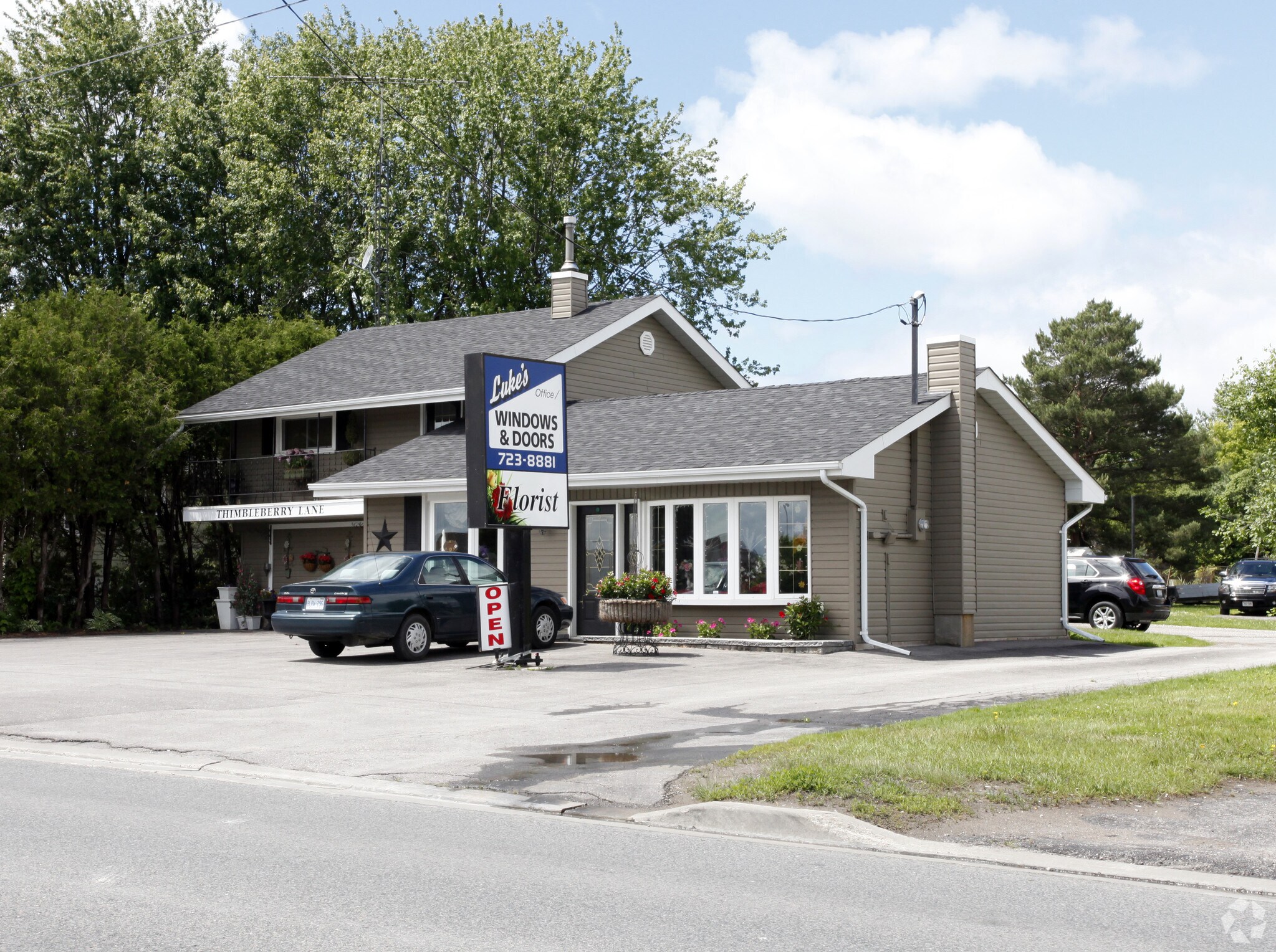 990 Taunton Rd E, Whitby, ON for Sale