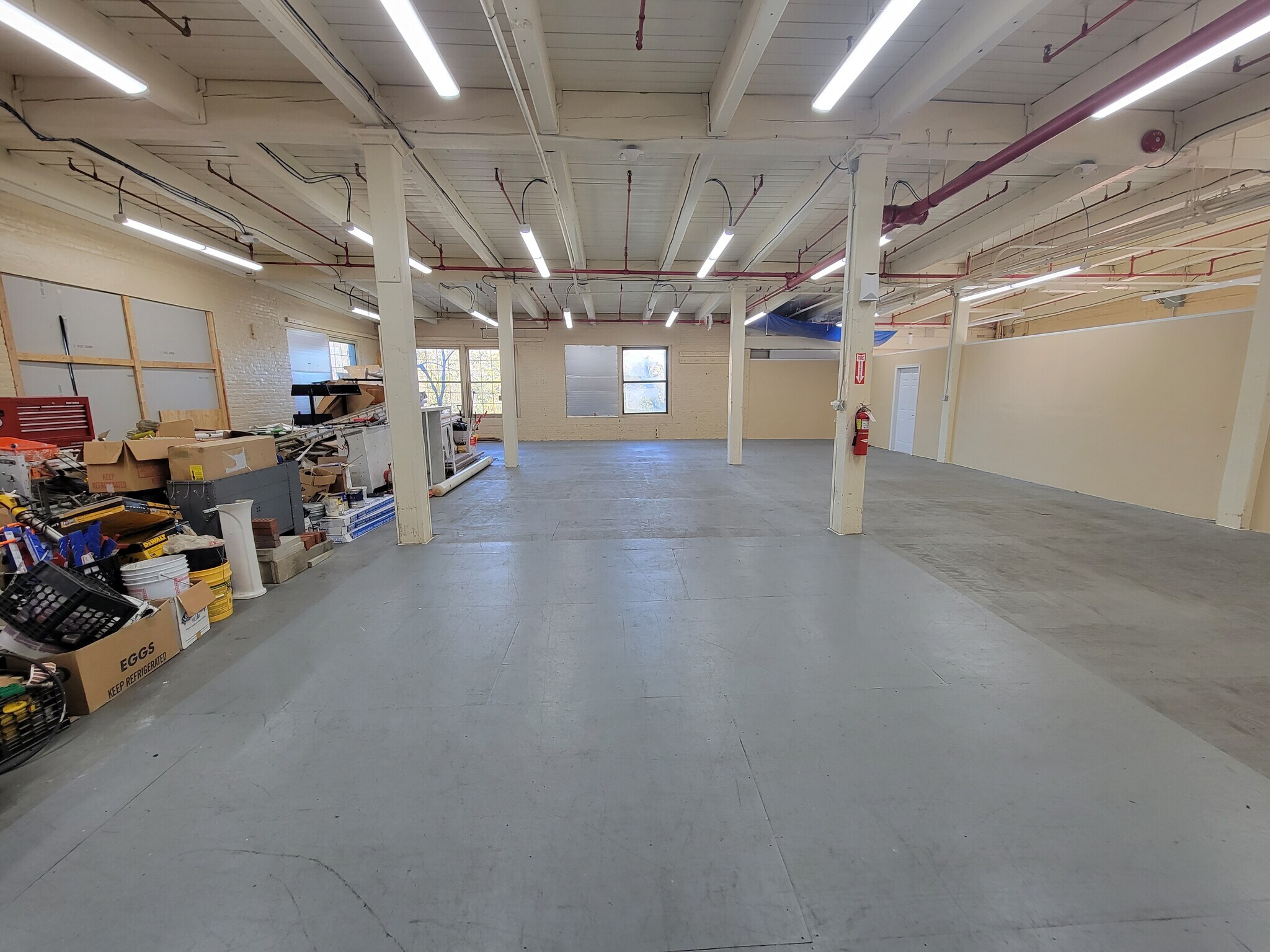 100 Pleasant St Dracut, MA 01826 Industrial Property for Lease on