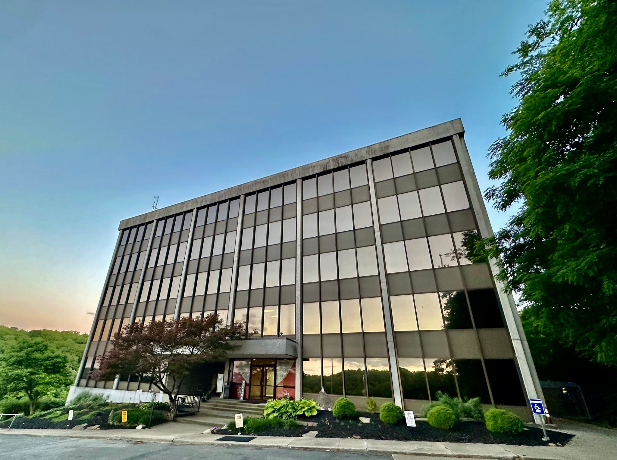 2300 Montana Ave, Cincinnati, OH for Rent