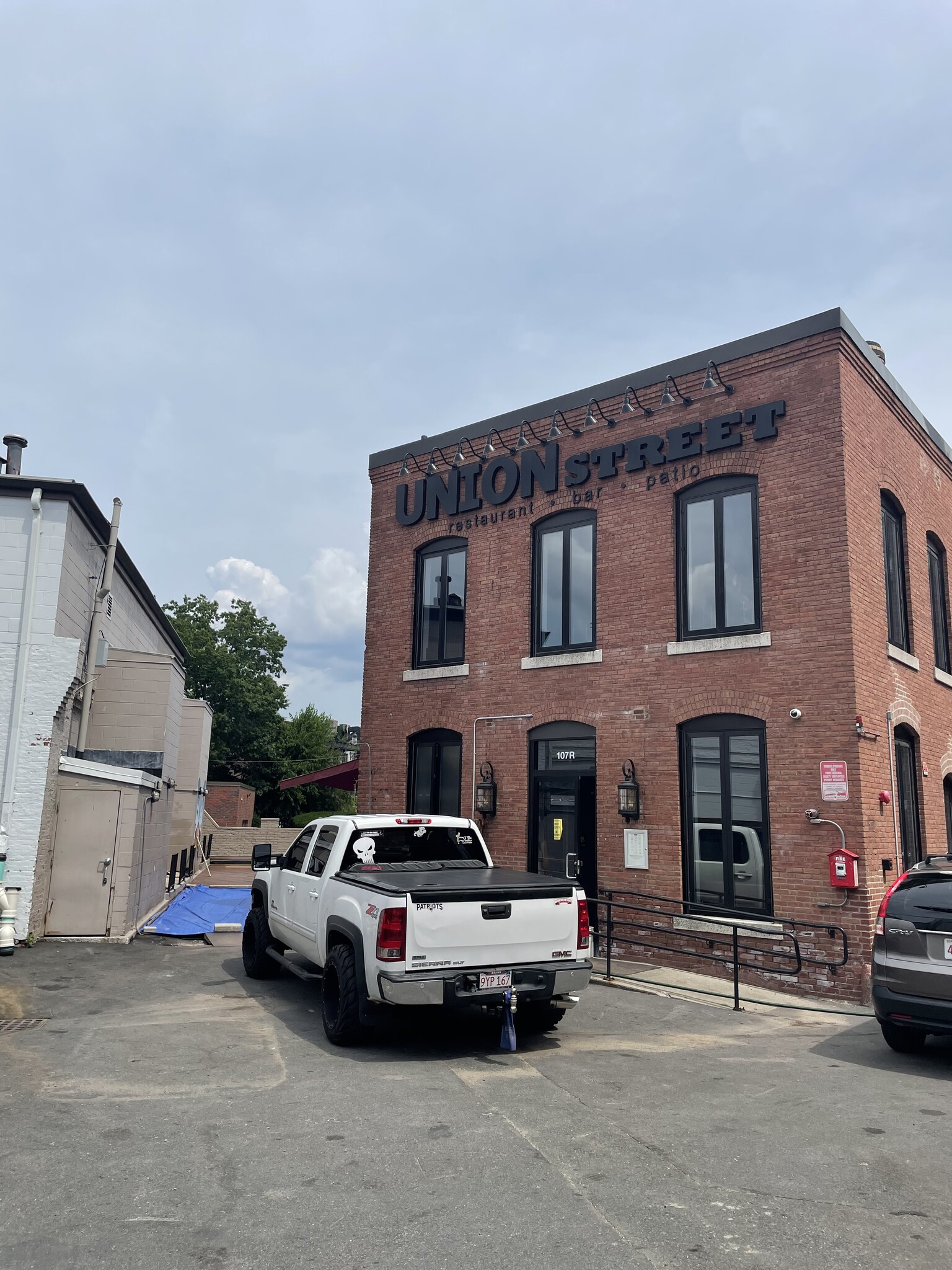 73-107 Union St, Newton, MA for Rent