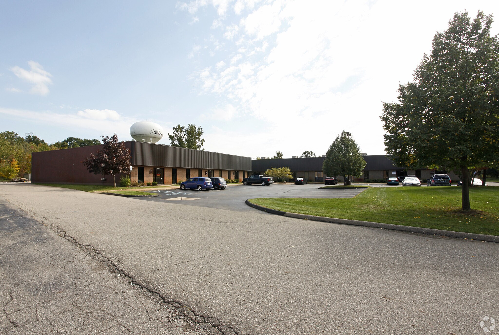 28702-28722 Wall St, Wixom, MI for Rent