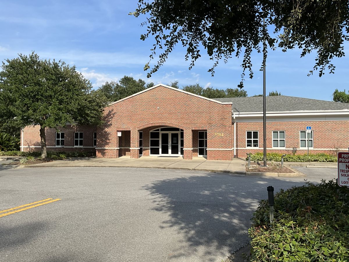 5784 Chumuckla Hwy, Pace, FL for Rent