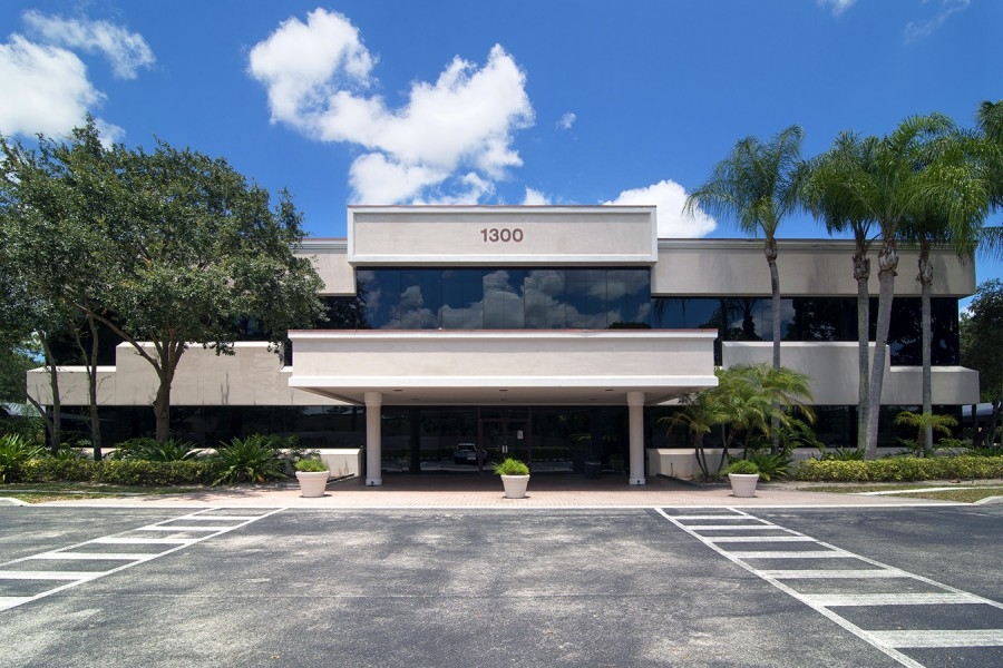 1300 Corporate Center Way, Wellington, FL for Rent