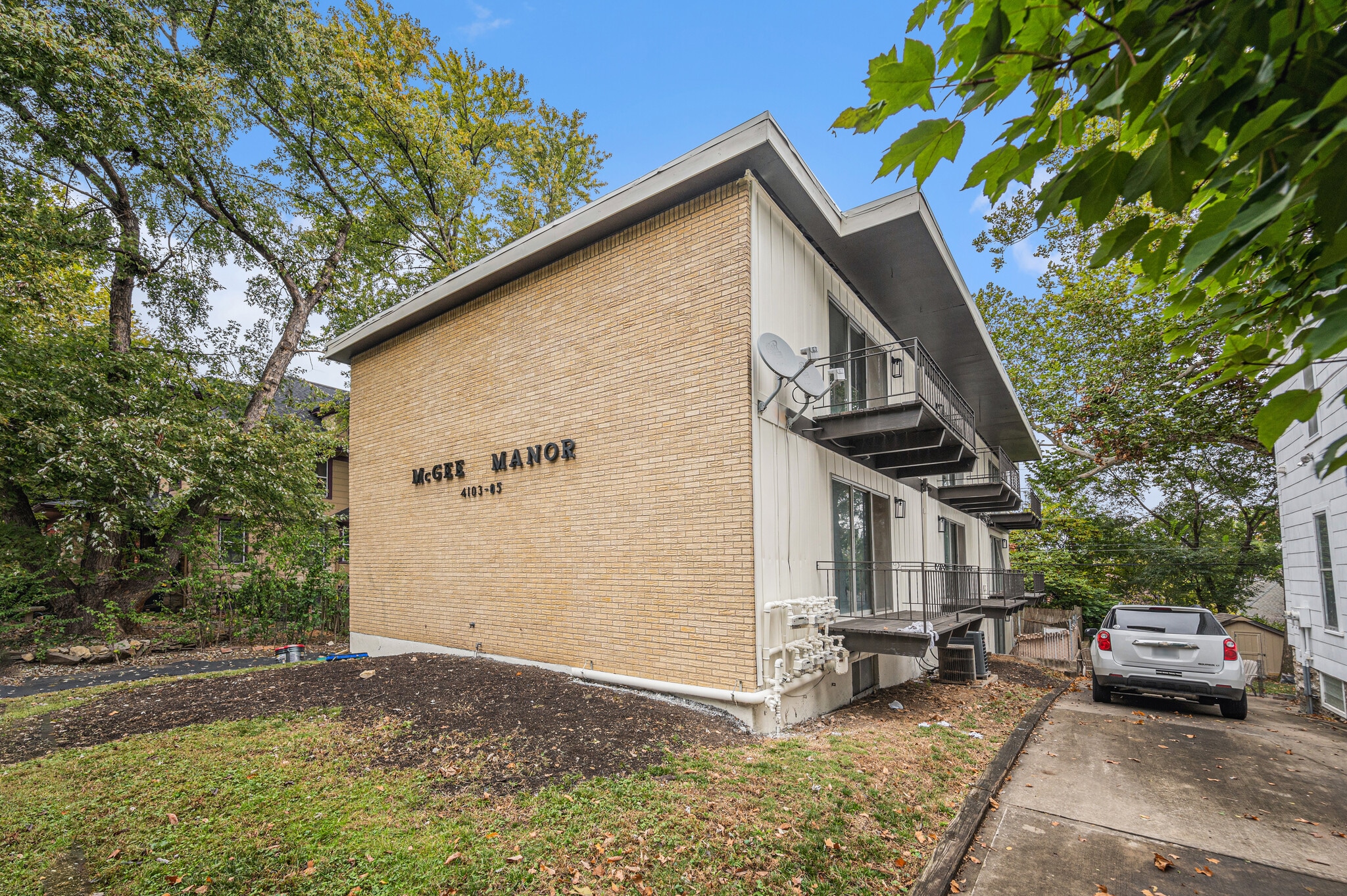 4103-4105 Mcgee St, Kansas City, MO for Sale