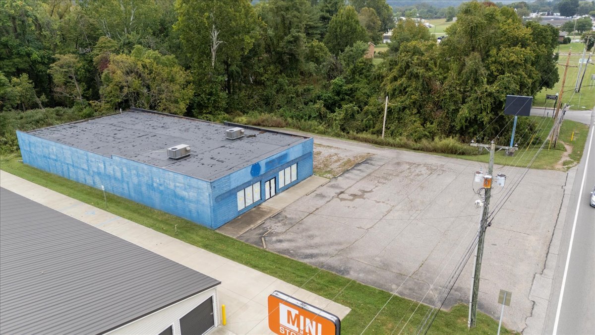 516 Washington St, Ravenswood, WV for Rent