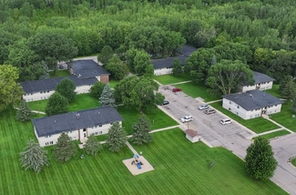 Morris, MN Apartments - 105 Sunnyslope Rd