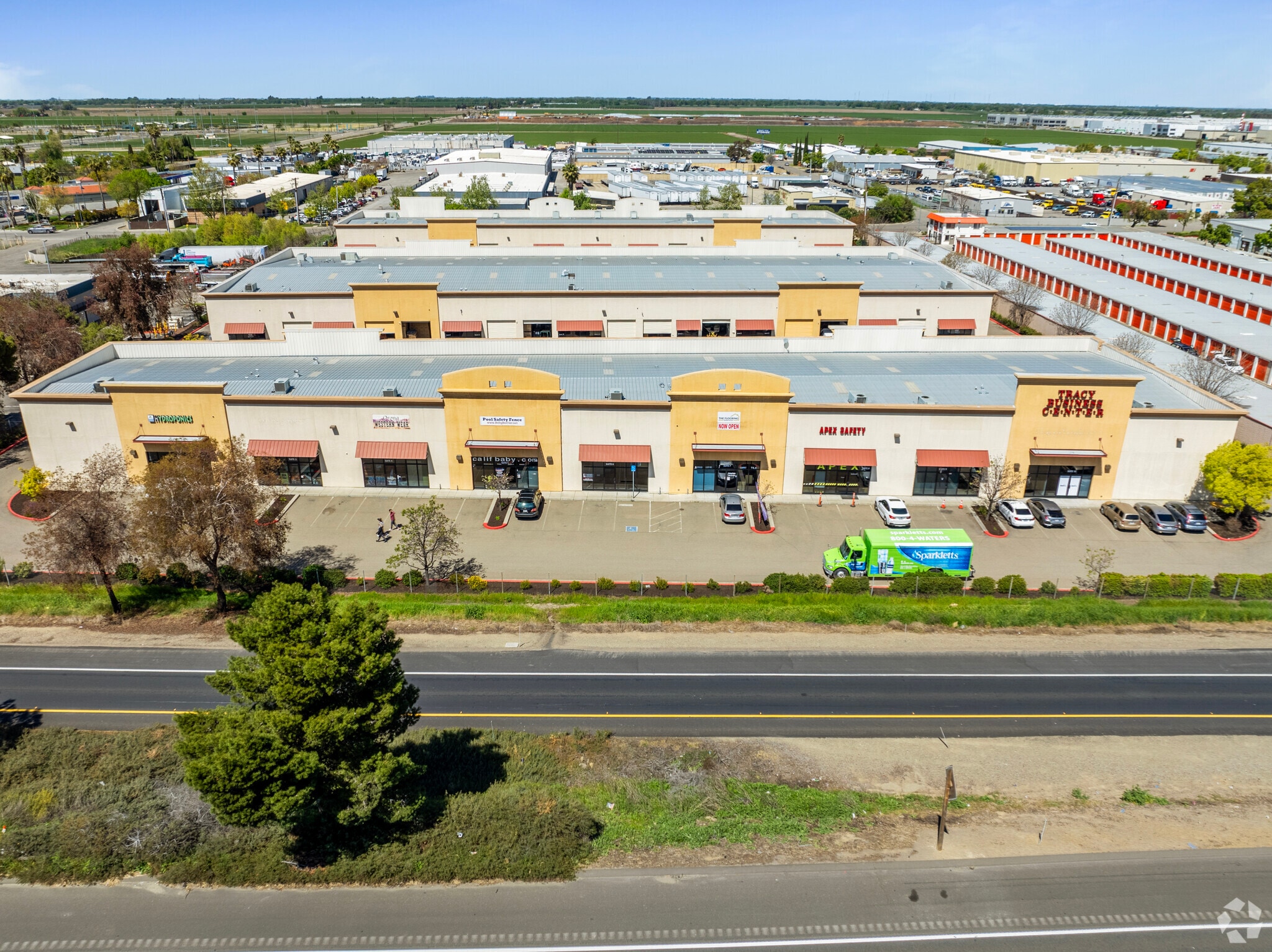 470 W Larch Rd, Tracy, CA for Sale