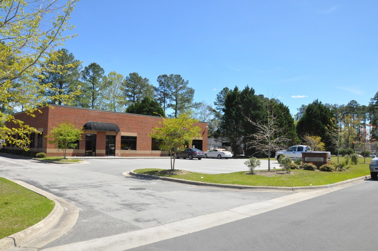 1304 Commerce Dr New Bern, NC 28562 Office Property for Lease on